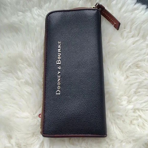 Dooney & Bourke All Weather Leather Long Zip Around Multi-compartment Clutch Bag - Picture 9 of 10